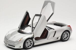Cadillac Cien Hopea Hot Wheels 1:18 57296 Metalli — kuva 2 / 8
