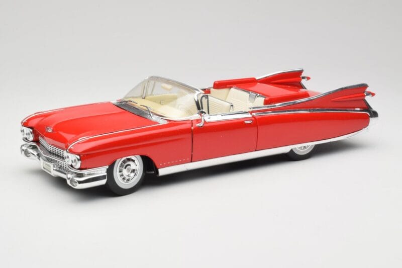 Cadillac Eldorado Biarritz Bolero Red Maisto 1:18 31813 Metalli
