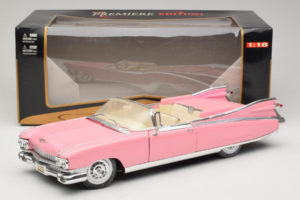Cadillac Eldorado Biarritz Vaaleanpunainen Maisto 1:18 36813 Metalli — kuva 8 / 8