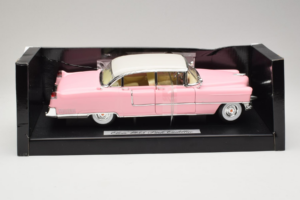 Cadillac Elvis Presley's Pinkki MRC 1:18 79201 Metalli