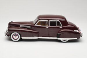 Cadillac Fleetwood 60 Special Sedan Punainen MCG 1:18 MCG18071 Metalli — kuva 3 / 6