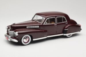 Cadillac Fleetwood 60 Special Sedan Punainen MCG 1:18 MCG18071 Metalli