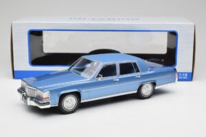 Cadillac Fleetwood Brougham Sininen Metallic MCG 1:18 MCG18252 Metalli — kuva 6 / 6