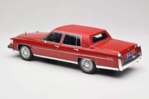 Cadillac Fleetwood Brougham Tummanpunainen Metallic MCG 1:18 MCG18251 Metalli — kuva 4 / 6