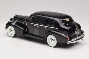 Cadillac Fleetwood Series 75 The Godfather Jada 1:18 91199 Metalli — kuva 5 / 6
