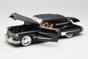 Cadillac Series 62 Musta Anson 1:18 30345 Metalli — kuva 2 / 8