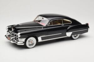 Cadillac Series 62 Club Sedanette Musta BoS Models 1:18 BOS292 Hartsi