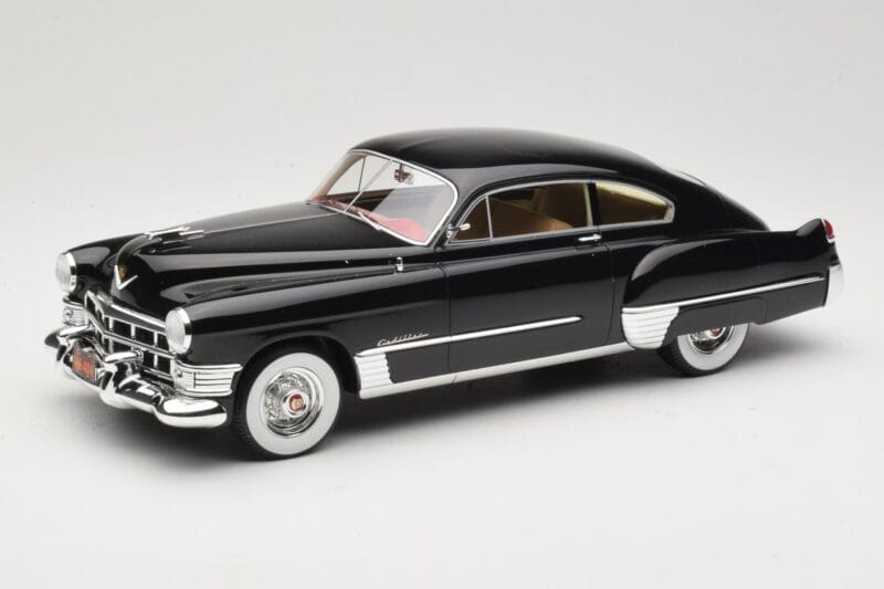 Cadillac Series 62 Club Sedanette Musta BoS Models 1:18 BOS292 Hartsi