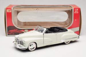 Cadillac Series 62 Avoauto Valkoinen Anson 1:18 30335 Metalli — kuva 8 / 8