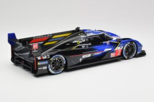 Cadillac V-Series.R LMDh #2 E. Bamber / A. Lynn / R. Westbrook Chip Ganassi Racing 24 Hours of Le Mans 2023 TopSpeed 1:18 TS0 — kuva 2 / 5