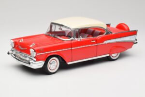 Chevrolet Bel Air Matador Punainen & India Norsunluu Road Legends 1:18 92109 Metalli