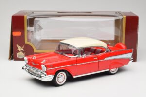 Chevrolet Bel Air Matador Punainen & India Norsunluu Road Legends 1:18 92109 Metalli — kuva 8 / 8