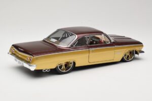 Chevrolet Bel Air Kulta & Ruskea Maisto 1:18 31064 Metalli — kuva 3 / 8