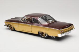 Chevrolet Bel Air Kulta & Ruskea Maisto 1:18 31064 Metalli — kuva 7 / 8