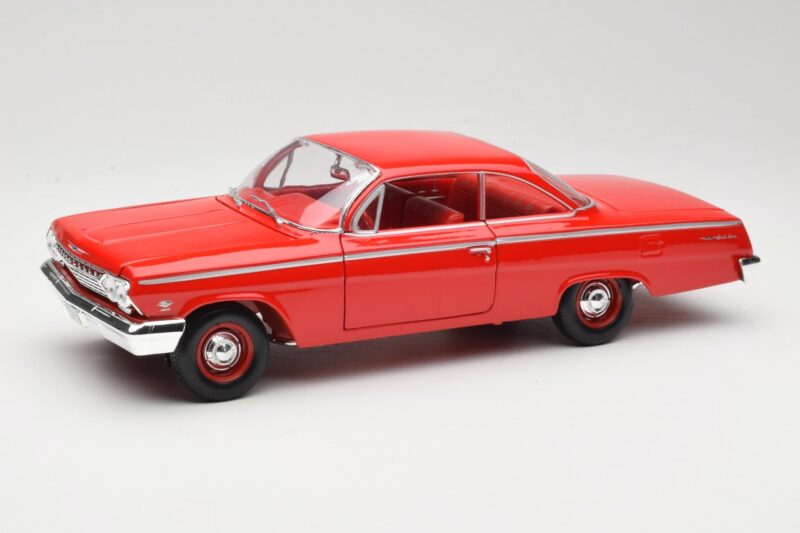 Chevrolet Bel Air Punainen Maisto 1:18 31641 Metalli