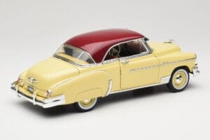 Chevrolet Bel Air Keltainen & Punainen Motormax 1:18 73111 Metalli — kuva 3 / 8