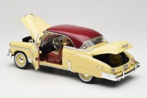 Chevrolet Bel Air Keltainen & Punainen Motormax 1:18 73111 Metalli — kuva 5 / 8