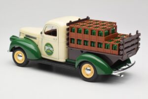 Chevrolet Brasseur Perrier Delivery Van Vihreä Solido 1:18 203243 Metalli — kuva 7 / 8