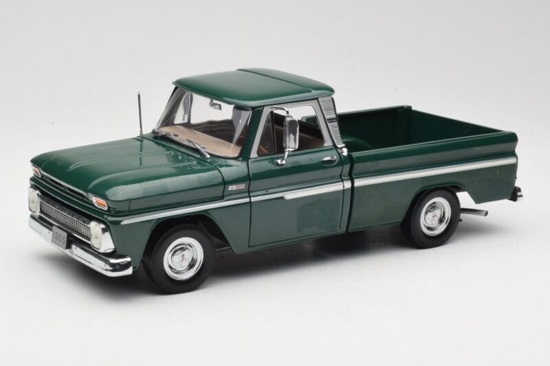Chevrolet C-10 Vihreä Sun Star 1:18 1360 Metalli