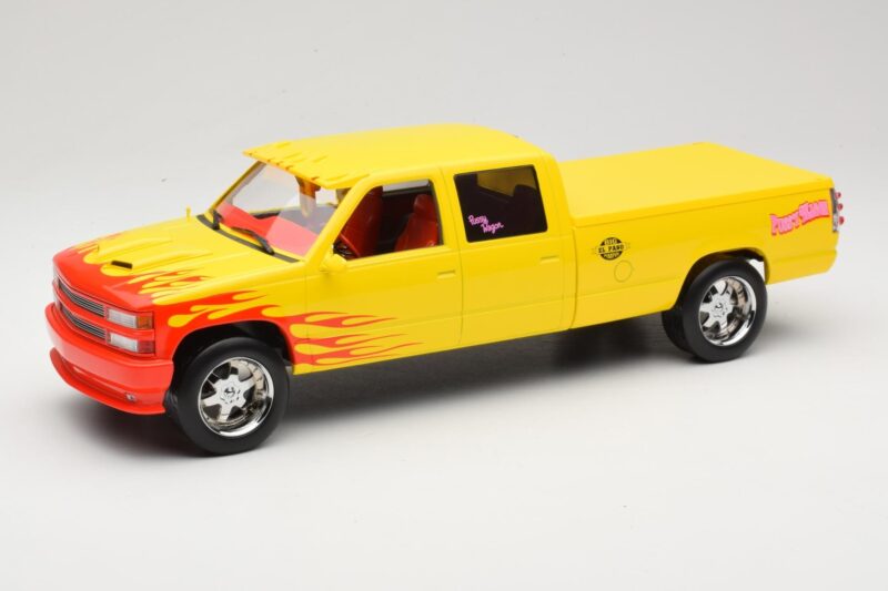 Chevrolet C2500 Silverado Pussy Wagon From Kill Bill Keltainen GreenLight 1:18 19015 Metalli