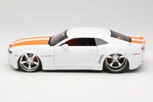 Chevrolet Camaro Concept Tuned Valkoinen Jada 1:18 63014 Metalli — kuva 4 / 8