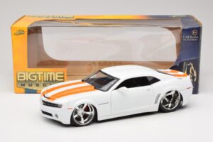 Chevrolet Camaro Concept Tuned Valkoinen Jada 1:18 63014 Metalli — kuva 8 / 8