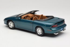 Chevrolet Camaro Z28 Avoauto Vihreä American Muscle 1:18 7231D0 Metalli — kuva 7 / 8