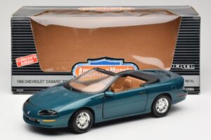 Chevrolet Camaro Z28 Avoauto Vihreä American Muscle 1:18 7231D0 Metalli — kuva 8 / 8