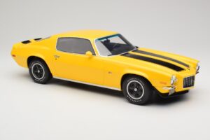 Chevrolet Camaro Z28 RS Daytona Yellow Otto 1:12 G085 Hartsi — kuva 4 / 6