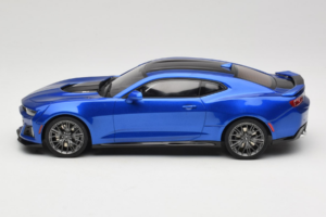Chevrolet Camaro ZL1 Gen 6 Sininen GT Spirit 1:18 GT177 Hartsi — kuva 3 / 6