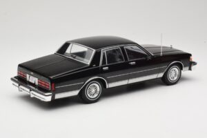Chevrolet Caprice Musta MCG 1:18 MCG18113 Metalli — kuva 2 / 6