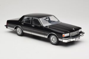 Chevrolet Caprice Musta MCG 1:18 MCG18113 Metalli — kuva 4 / 6