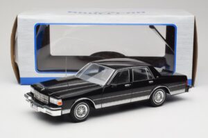 Chevrolet Caprice Musta MCG 1:18 MCG18113 Metalli — kuva 6 / 6
