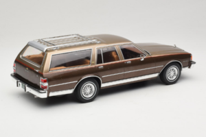 Chevrolet Caprice Estate Wagon Beige MCG 1:18 MCG18476 Metalli — kuva 2 / 6