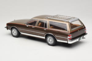 Chevrolet Caprice Estate Wagon Beige MCG 1:18 MCG18476 Metalli — kuva 5 / 6