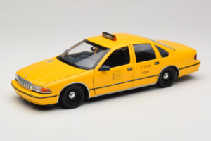 Chevrolet Caprice NYC Taksi UT Models 1:18 180142095 Metalli