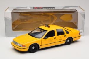 Chevrolet Caprice NYC Taksi UT Models 1:18 180142095 Metalli — kuva 8 / 8
