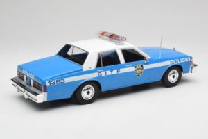 Chevrolet Caprice NYPD Poliisiauto MCG 1:18 MCG18360 Metalli — kuva 2 / 6