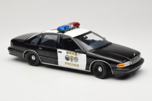 Chevrolet Caprice Kalifornia Poliisi UT Models 1:18 180142098 Metalli — kuva 6 / 8