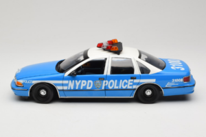 Chevrolet Caprice New York Poliisi UT Models 1:18 180142097 Metalli — kuva 4 / 8