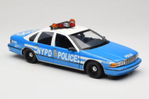 Chevrolet Caprice New York Poliisi UT Models 1:18 180142097 Metalli — kuva 6 / 8