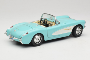 Chevrolet Corvette C1 Sininen & Valkoinen Bburago 1:18 3024-M2 Metalli — kuva 3 / 8
