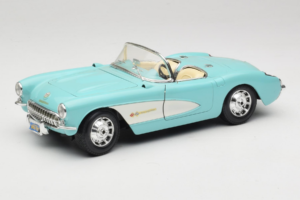 Chevrolet Corvette C1 Sininen & Valkoinen Bburago 1:18 3024-M2 Metalli