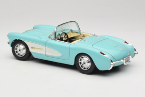 Chevrolet Corvette C1 Sininen & Valkoinen Bburago 1:18 3024-M2 Metalli — kuva 7 / 8