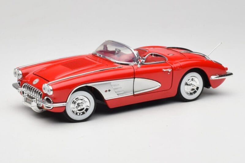 Chevrolet Corvette C1 Punainen Motormax 1:18 73100TC Metalli