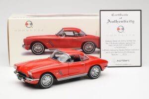 Chevrolet Corvette C1 Avoauto Roman Punainen AUTOart 1:18 71102 Metalli — kuva 8 / 8