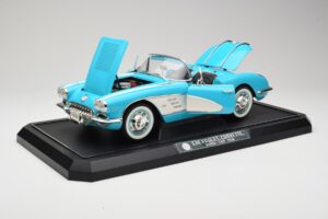 Chevrolet Corvette C1 Hard Top Sininen Solido 1:12 1202-M1 Metalli — kuva 2 / 8