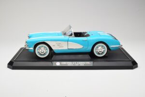 Chevrolet Corvette C1 Hard Top Sininen Solido 1:12 1202-M1 Metalli — kuva 4 / 8