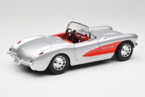 Chevrolet Corvette C1 Hopea & Punainen Bburago 1:18 3024-M1 Metalli — kuva 3 / 8