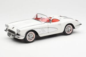 Chevrolet Corvette C1 Spider Hard Top Snowcrest Valkoinen AUTOart 1:18 71147 Metalli